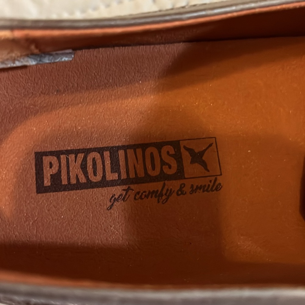 Pikolinos Two toned brown leather loafers EUC size 41 Euro - Picture 10 of 10